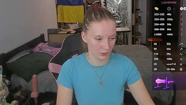 Mary_Blu's cam snapshot