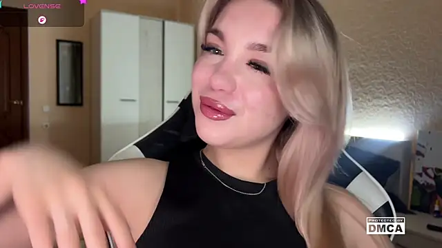 ariashaa's cam snapshot