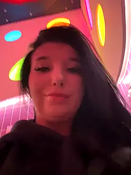 Tisha_Busty live sex cam