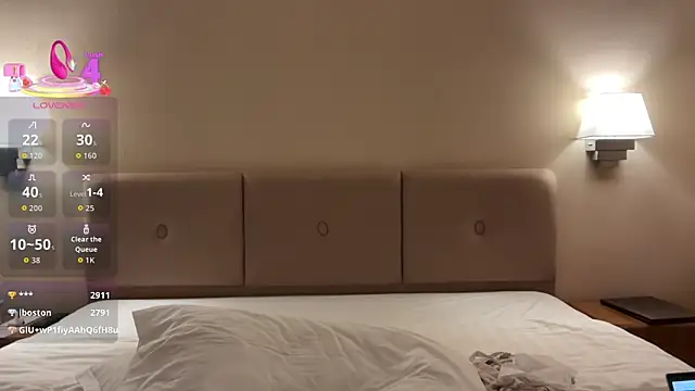 TinyBabe live sex cam