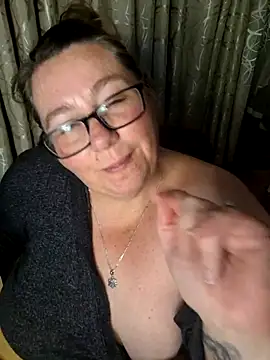 Iceprincess2bad4u live sex cam