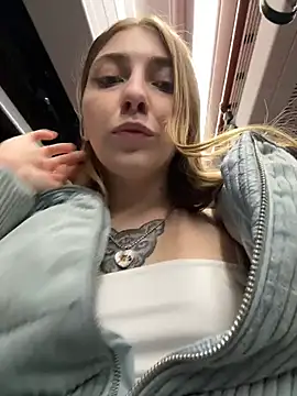 Sunny___Bunny live sex cam