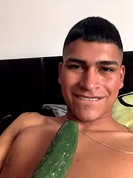 Emiliano_Reyes live sex cam