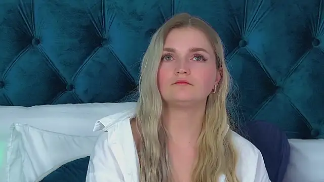 AnnyRaii's cam snapshot