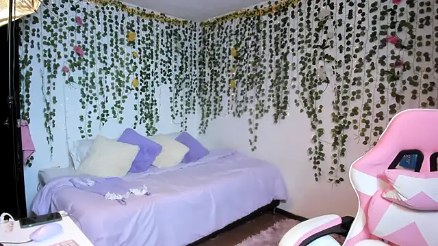 violeta_milleer live sex cam