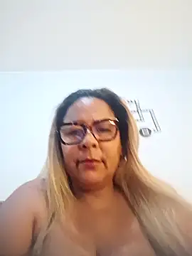 DioxaHot7 live sex cam