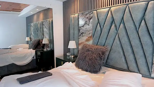 charlott_divine's cam snapshot