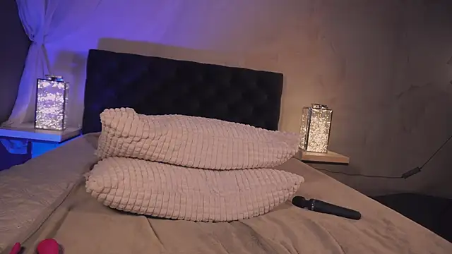 madi_snow live sex cam