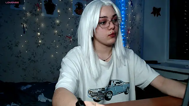 KotiK_meov's cam snapshot