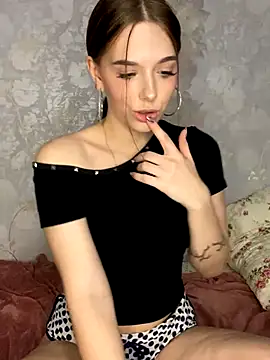 MiaMrazz live sex cam