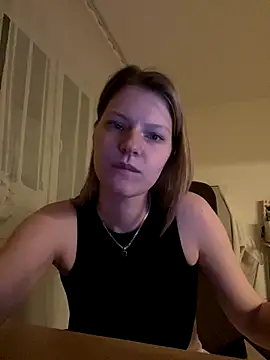 MaryHiggins live sex cam