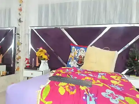 Santy_bigcock_01 live sex cam