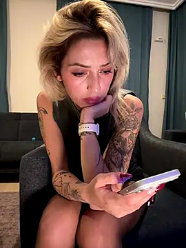 yaprakmericc live sex cam