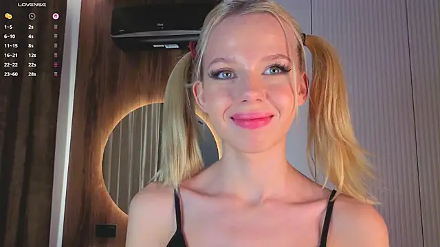 DorisCandelario live sex cam