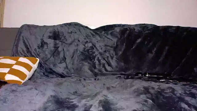 Luccreccia_ live sex cam