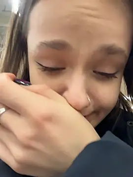 KittyQueeny live sex cam