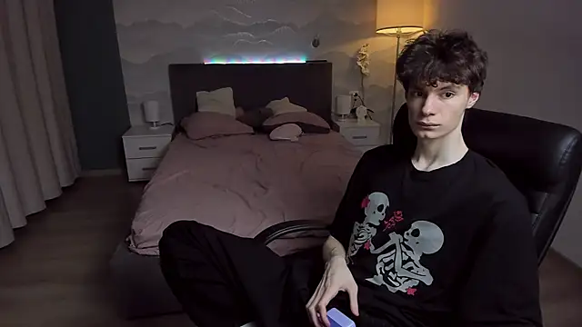 Edvard_Blare live sex cam