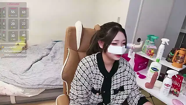 Milk_Sola live sex cam