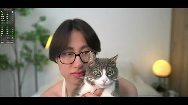 SrLuis18 live sex cam