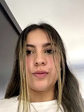 Cloee_Rainbow1 live sex cam