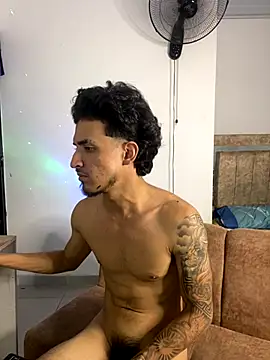 Kriss_Edwards live sex cam