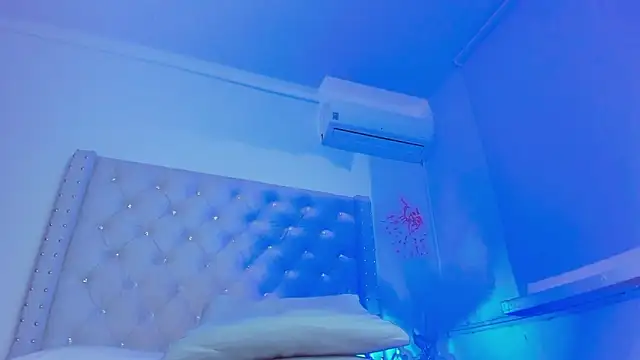 ChocoBunny1 live sex cam