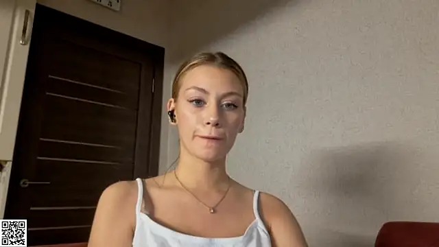 JessHunterti's cam snapshot