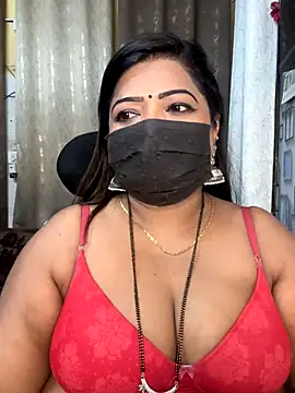 GEET-LOVE live sex cam