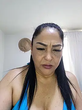 Gina_Myers live sex cam