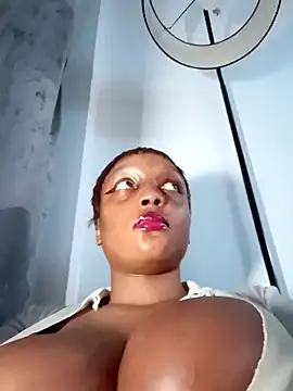 Busty_Bambi live sex cam