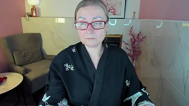 AlexandraKind live sex cam