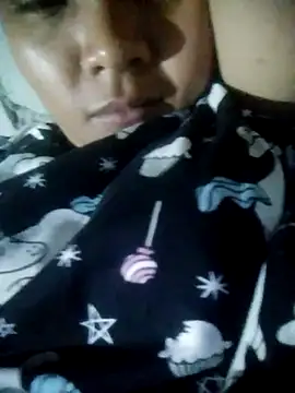 Sexy-Mama25's cam snapshot