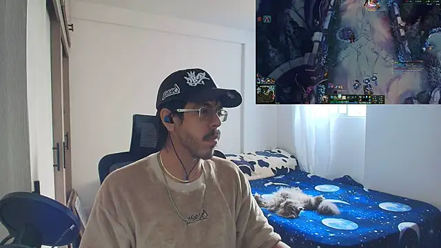 naitt_'s cam snapshot