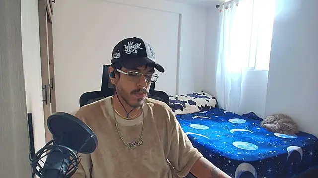 naitt_'s cam snapshot