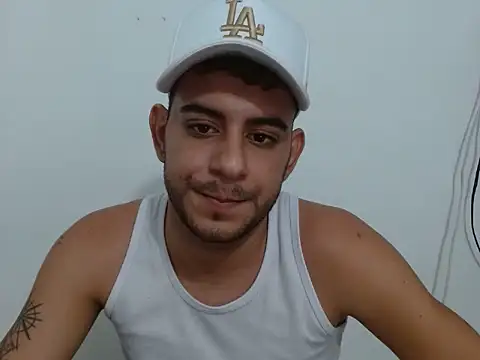 pinky_7's cam snapshot