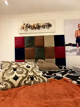 sexyTHANDO live sex cam