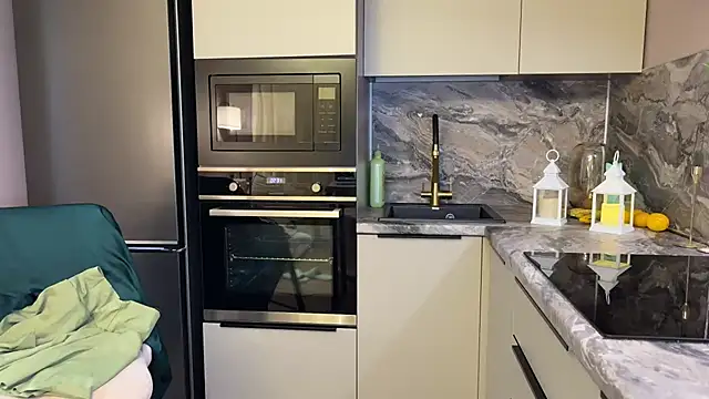 mommy_nadin's cam snapshot