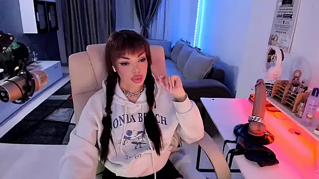 Miss_kay1111's cam snapshot