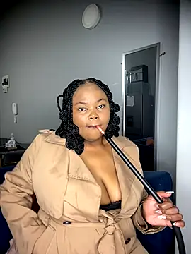 Curveysinaa live sex cam