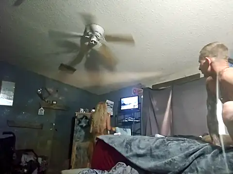 BreakBread974 live sex cam