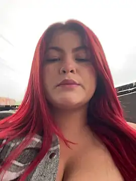 lia_moon77 live sex cam