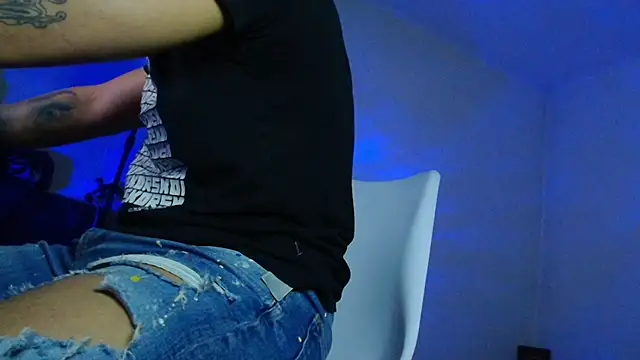 XanderCage99 live sex cam