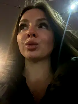 KrisMagnoly live sex cam