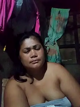 slutty_pinay12's cam snapshot