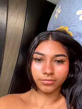 Coi_Leray_ live sex cam