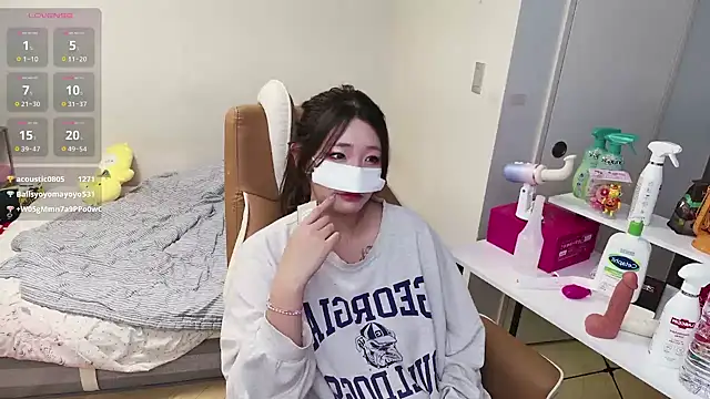 Milk_Sola live sex cam