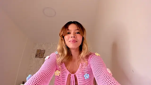 Adria_ross live sex cam