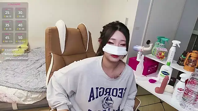 Milk_Sola live sex cam