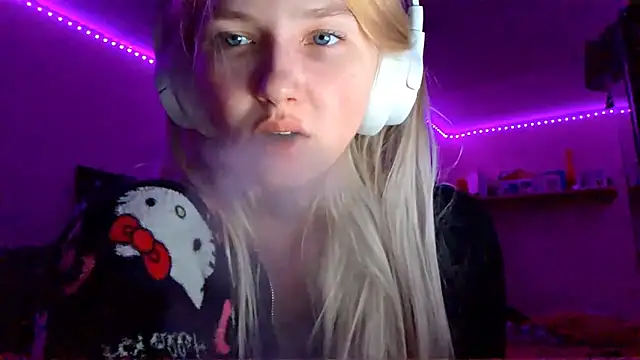 KarinRobertson live sex cam