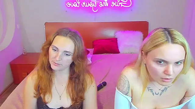 MagicEyess live sex cam